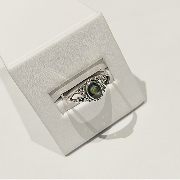 Sterling Silver Abalone Oval Ring with Swirls, Seashell Jewelry, Stone Shells - Picture 5 of 12